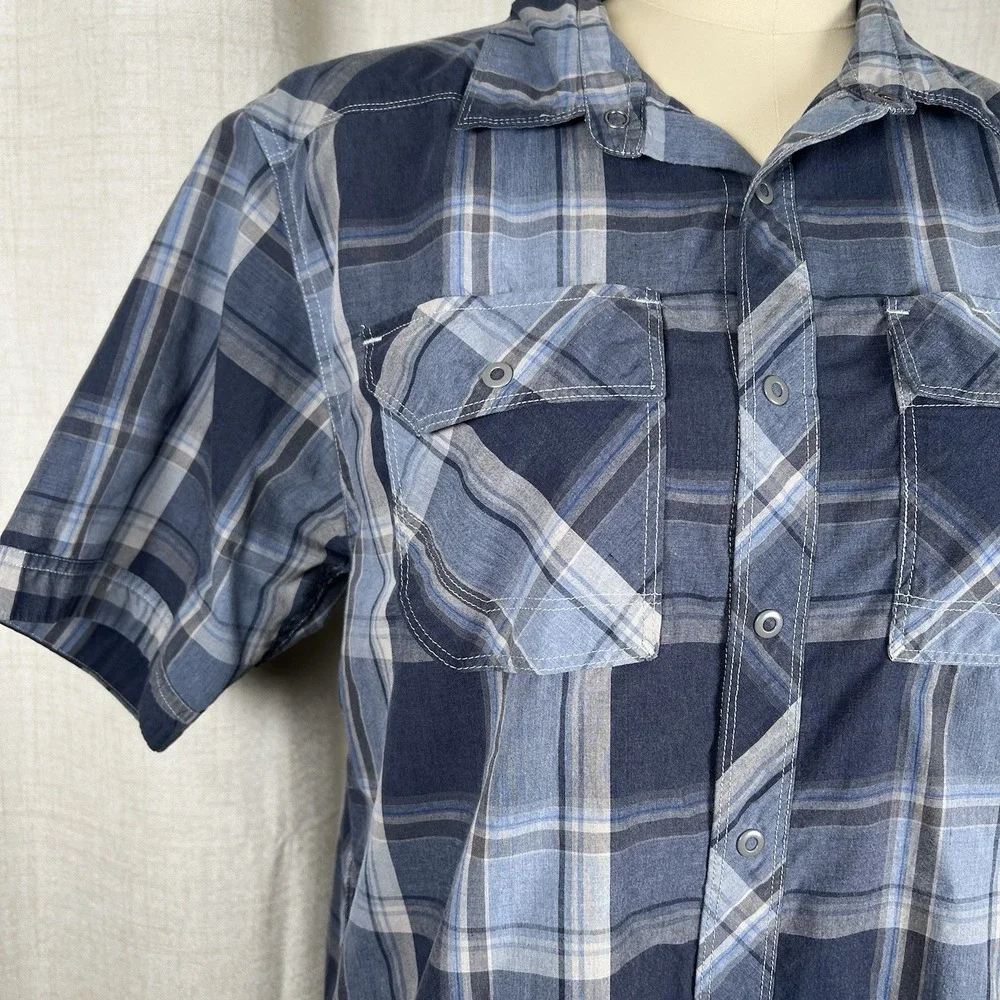 The North Face‎ Blue Plaid Snap Button Shirt Men's Size Medium Casual Outdoor